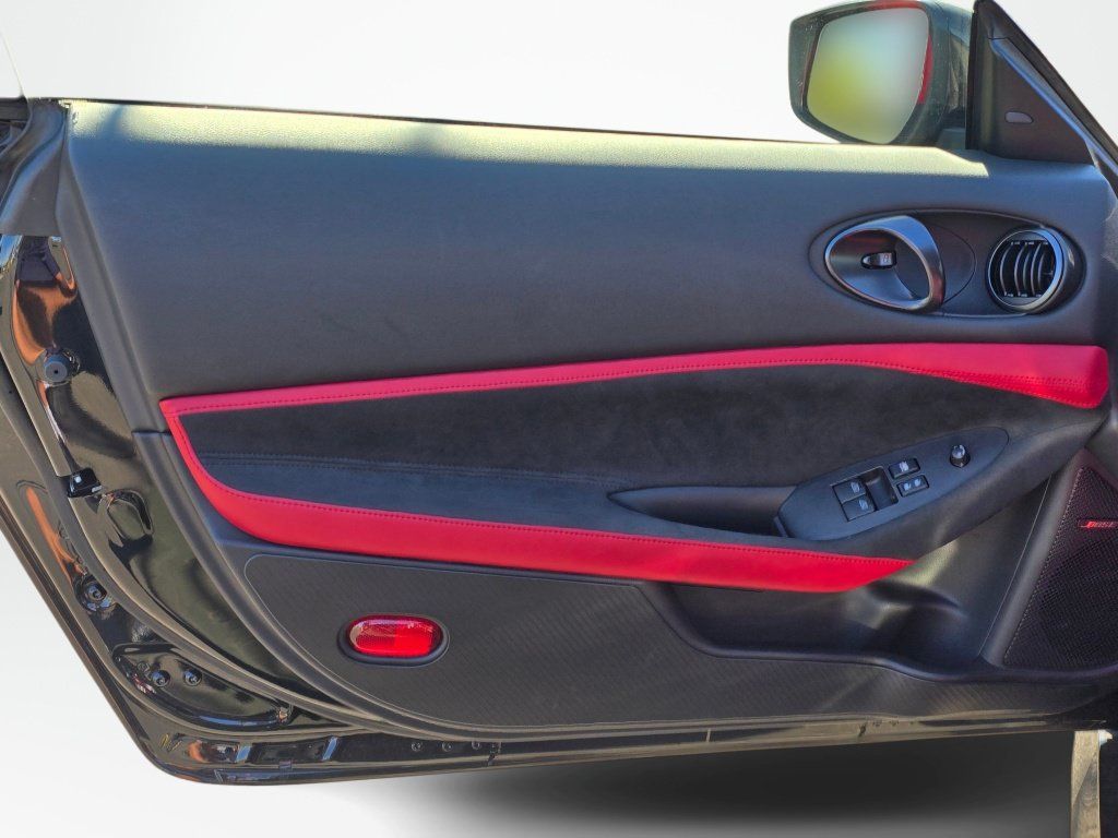 Used 2024 Nissan Z Performance w/ Floor Mat Package RWD image 26