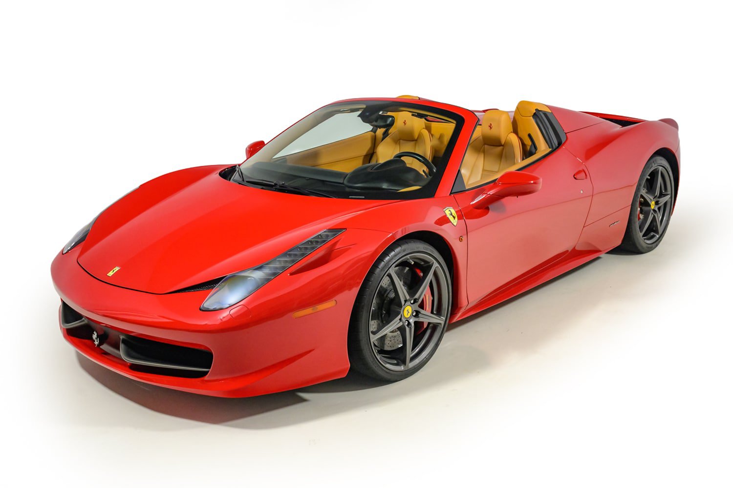 Used 2013 Ferrari 458 Spider RWD image 2