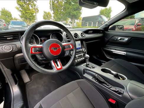 Used 2021 Ford Mustang Coupe image 11
