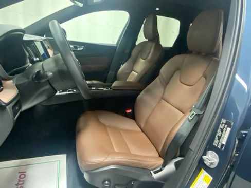 Used 2024 Volvo XC60 B5 Plus w/ Climate Package AWD/4WD image 11