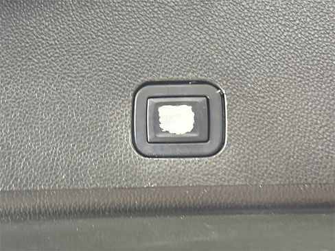 Used 2014 Cadillac SRX Performance w/ Driver Awareness Package image 19