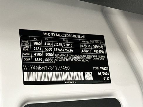 New 2025 Mercedes-Benz Sprinter 2500 image 31