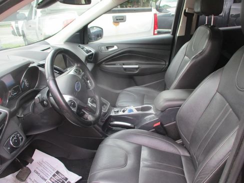 Used 2013 Ford Escape Titanium w/ Parking Technology Pkg FWD image 13