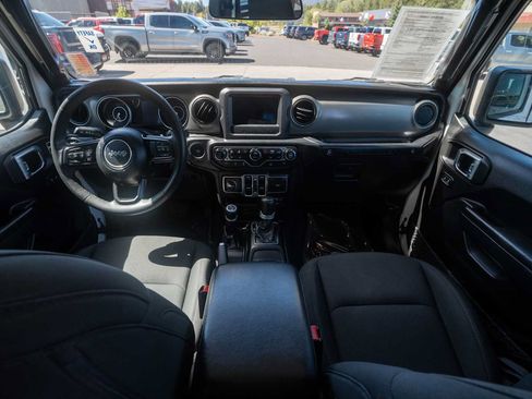 Used 2023 Jeep Wrangler Unlimited Sport AWD/4WD image 13