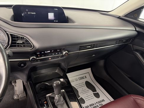 Used 2024 MAZDA CX-30 AWD 2.5 S w/ Preferred Package image 4
