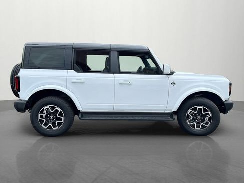 Certified 2025 Ford Bronco Outer Banks AWD/4WD image 2