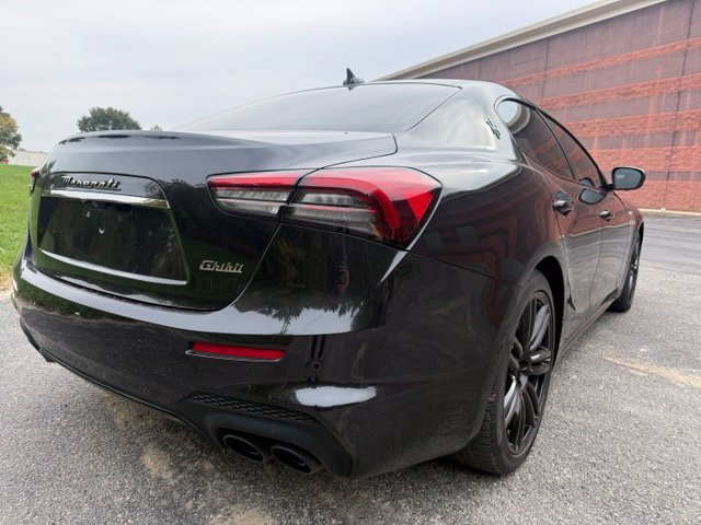 Used 2022 Maserati Ghibli GT RWD image 3