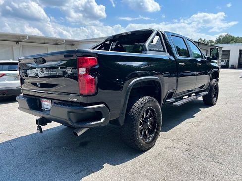 Used 2022 Chevrolet Silverado 2500 Custom w/ Custom Convenience Package AWD/4WD image 6