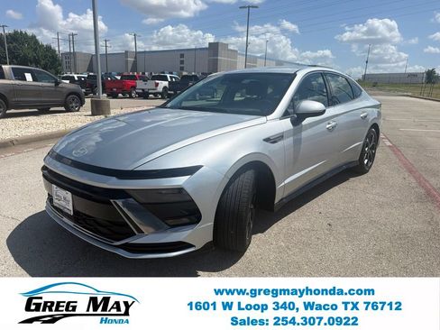Used 2025 Hyundai Sonata SEL FWD image 8