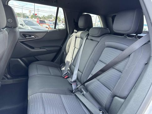 Certified 2025 Chevrolet Equinox LT image 16