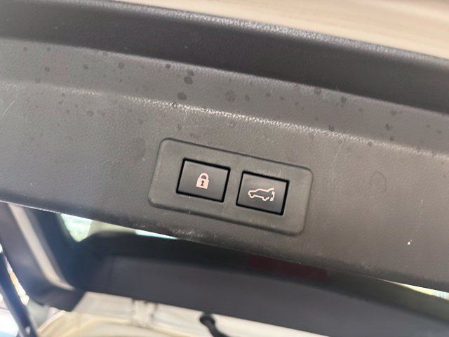 Used 2022 Subaru Ascent Onyx Edition AWD/4WD image 16
