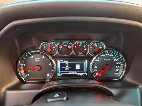 Used 2018 Chevrolet Silverado 2500 High Country w/ Duramax Plus Package image 32