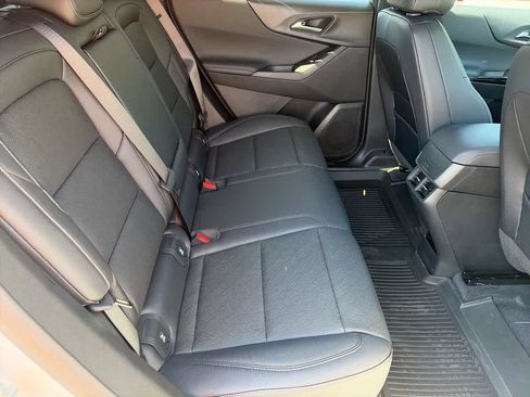 New 2026 Chevrolet Equinox LT w/ Convenience Package II FWD image 14