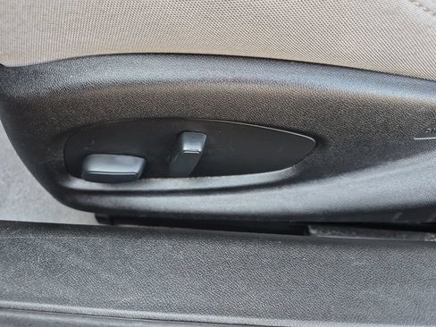 Used 2019 Chevrolet Camaro LT RWD image 12