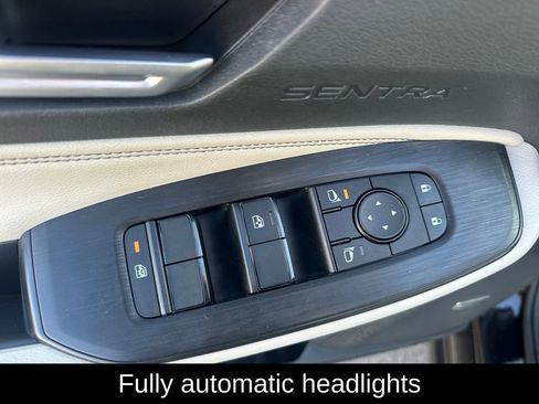 Used 2026 Nissan Sentra SL w/ Floor Mat Package FWD image 9