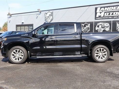Used 2022 Chevrolet Silverado 1500 High Country w/ Safety Package II AWD/4WD image 2
