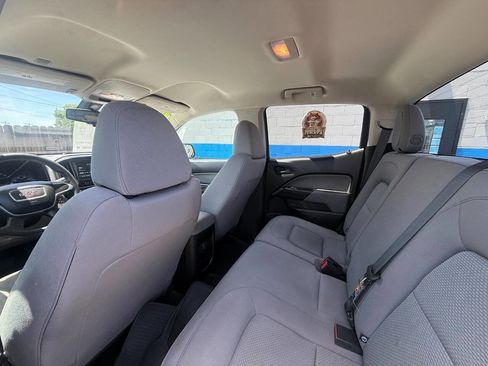 Used 2017 GMC Canyon 2WD Crew Cab w/ Convenience Package image 12