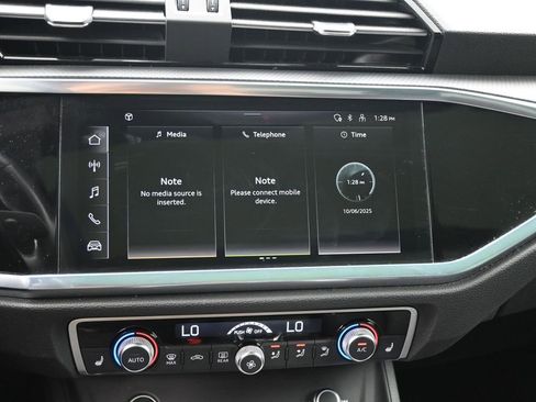 Used 2023 Audi Q3 2.0T Premium image 14