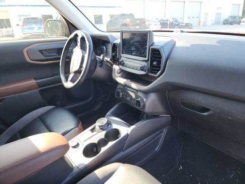 Used 2024 Ford Bronco Sport Outer Banks w/ Tech Package AWD/4WD image 40