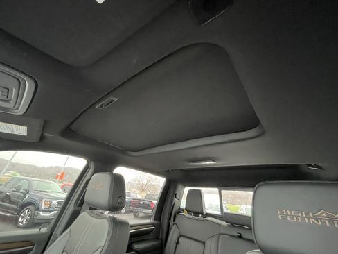 Used 2024 Chevrolet Silverado 2500 High Country w/ Midnight Edition image 31