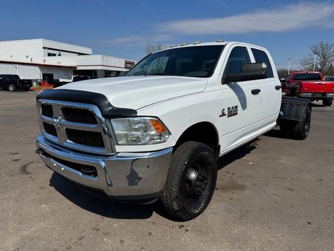 Used 2017 RAM 3500 Tradesman w/ Chrome Appearance Group image 1