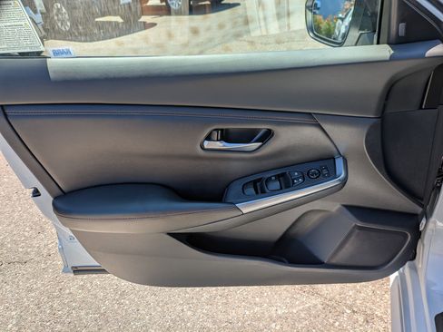Used 2021 Nissan Sentra SR image 10