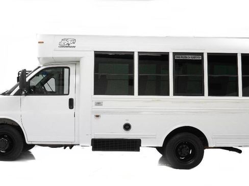 Used 2004 Chevrolet Express 3500 w/ School Bus Package RWD image 6