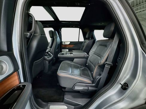 Used 2023 Lincoln Navigator Black Label AWD/4WD image 28