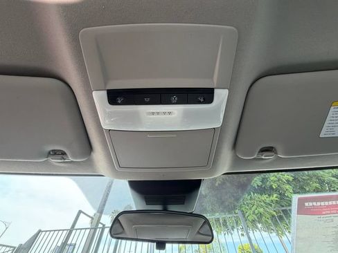 Used 2024 Nissan Sentra SV FWD image 27