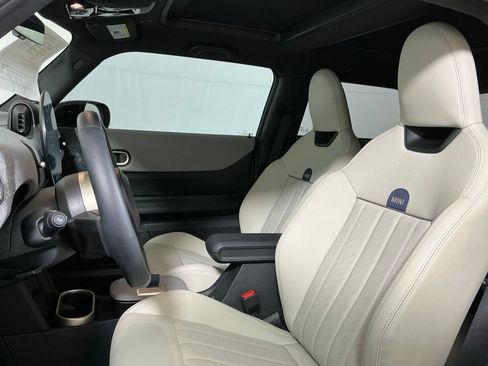Certified 2025 MINI Cooper S FWD image 20
