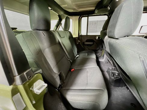 Used 2021 Jeep Wrangler Unlimited Sport AWD/4WD image 24