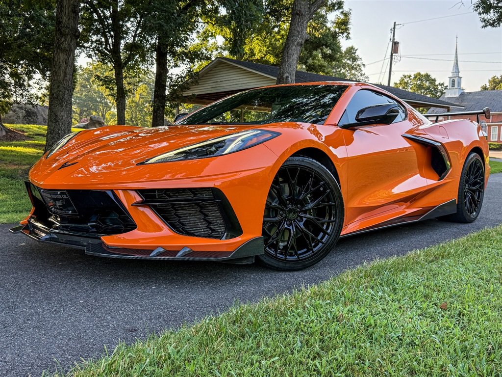 Used 2023 Chevrolet Corvette Stingray Coupe w/ 1LT RWD image 2