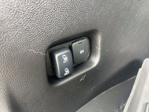 Used 2024 Ford Edge Titanium AWD/4WD image 15