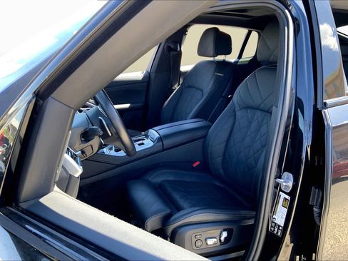 Used 2025 BMW X6 xDrive40i w/ Climate Comfort Package AWD/4WD image 14