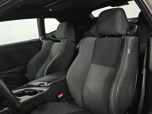 Used 2016 Dodge Challenger R/T RWD image 24