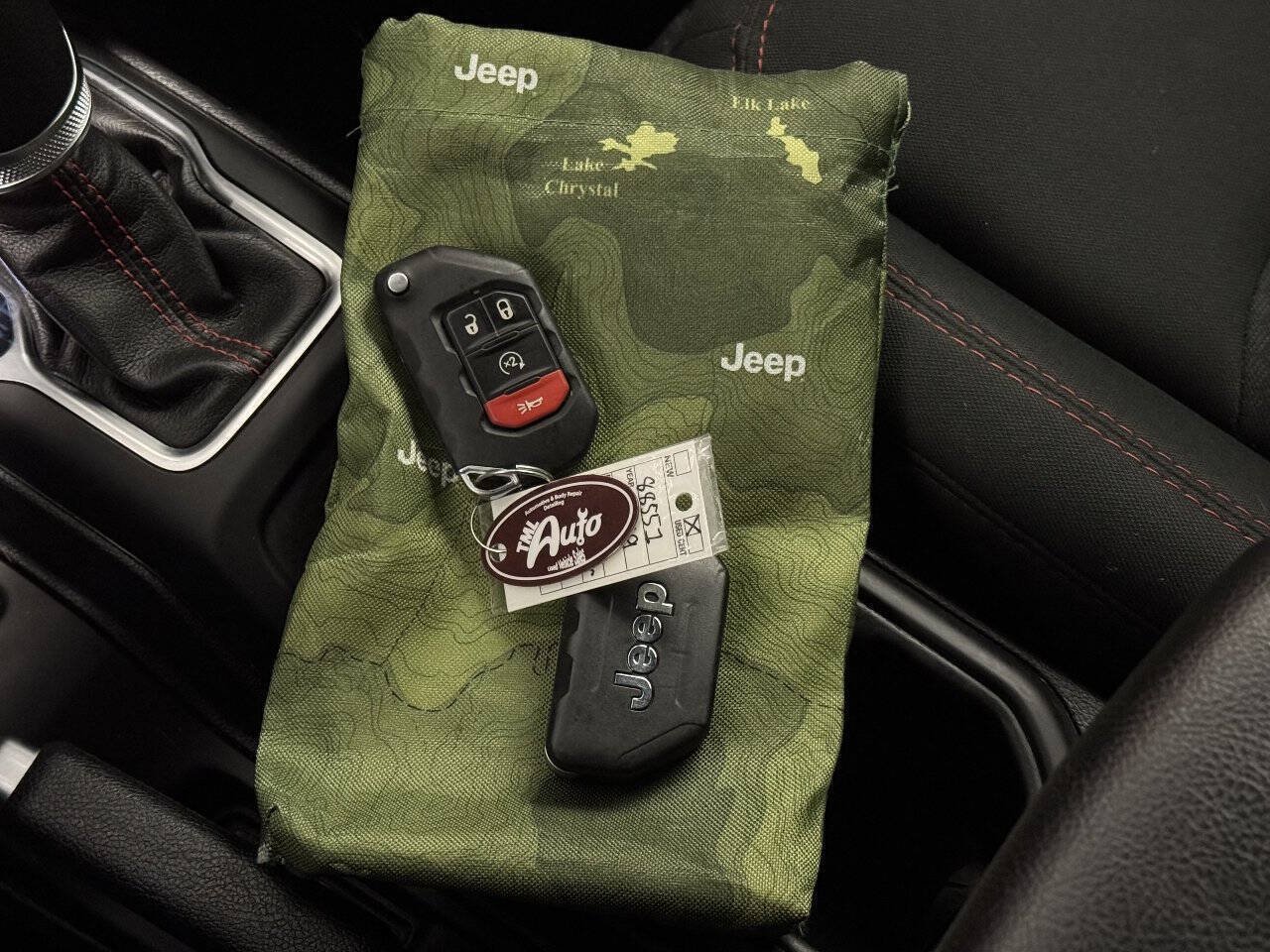Used 2019 Jeep Wrangler Unlimited Rubicon w/ Uconnect 4C Nav & Sound Group AWD/4WD image 42