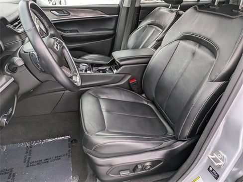 Certified 2021 Jeep Grand Cherokee L Limited image 11