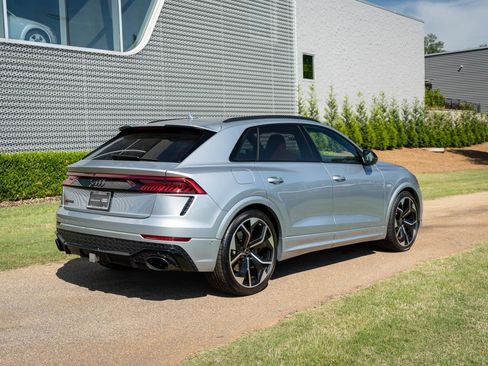 Certified 2024 Audi RS Q8 AWD/4WD image 16