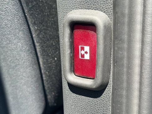 Used 2023 Mercedes-Benz Sprinter 2500 image 19