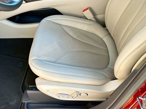 Used 2020 Lincoln Nautilus Reserve w/ Equipment Group 201A image 20