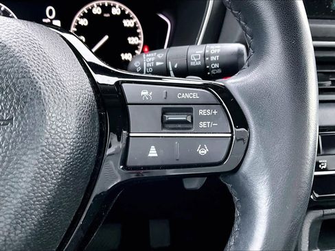 Used 2023 Honda Pilot Touring image 24