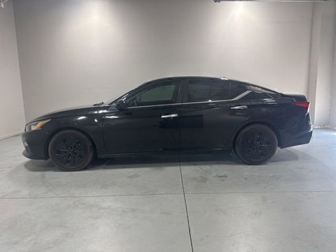 Used 2020 Nissan Altima 2.5 S FWD image 10