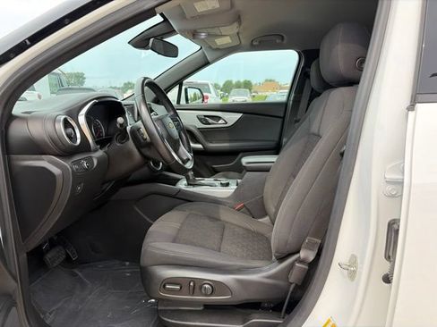 Used 2021 Chevrolet Blazer LT FWD image 12