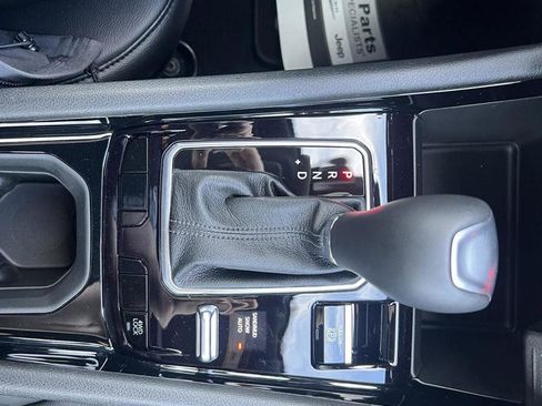 New 2026 Jeep Compass Limited w/ Sun, Sound & Navigation Group image 23