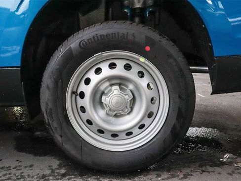 New 2025 Ford Maverick XL image 10