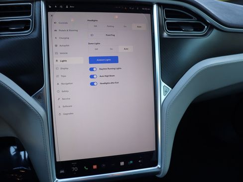 Used 2016 Tesla Model S 85D image 35