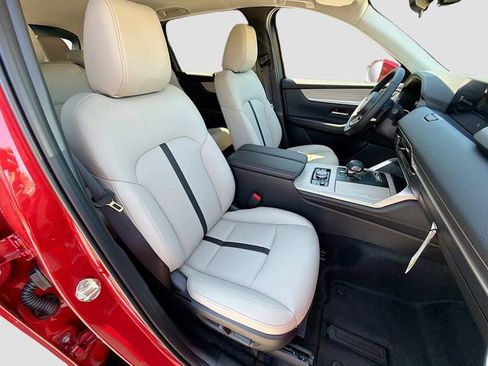 New 2026 MAZDA CX-90 Plug-In Hybrid w/ Preferred image 15