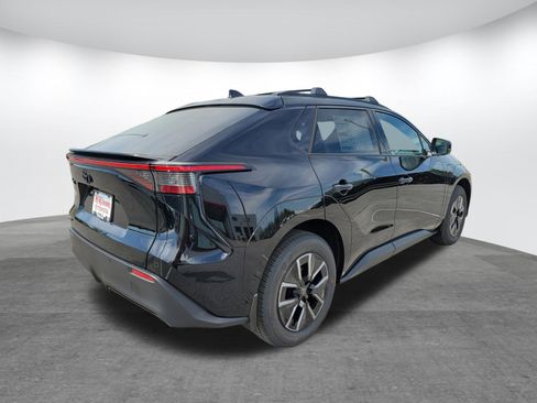 New 2026 Toyota bZ FWD image 5