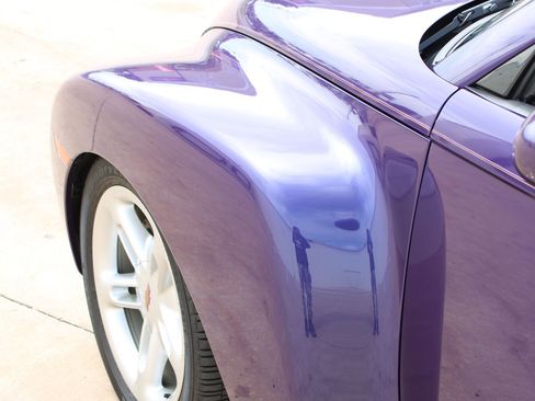 Used 2004 Chevrolet SSR w/ Preferred Equipment Group RWD image 31