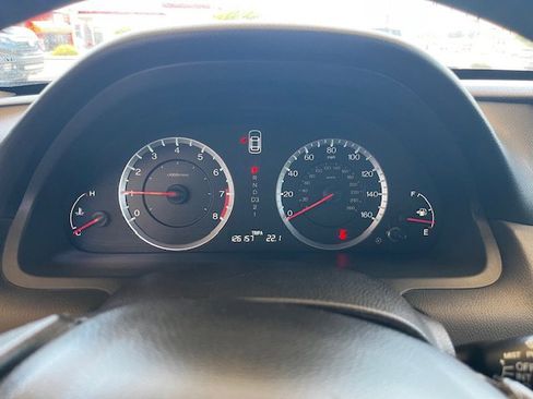 Used 2010 Honda Accord EX-L image 7